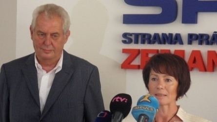 Jiřina Rippelová s Milošem Zemanem.